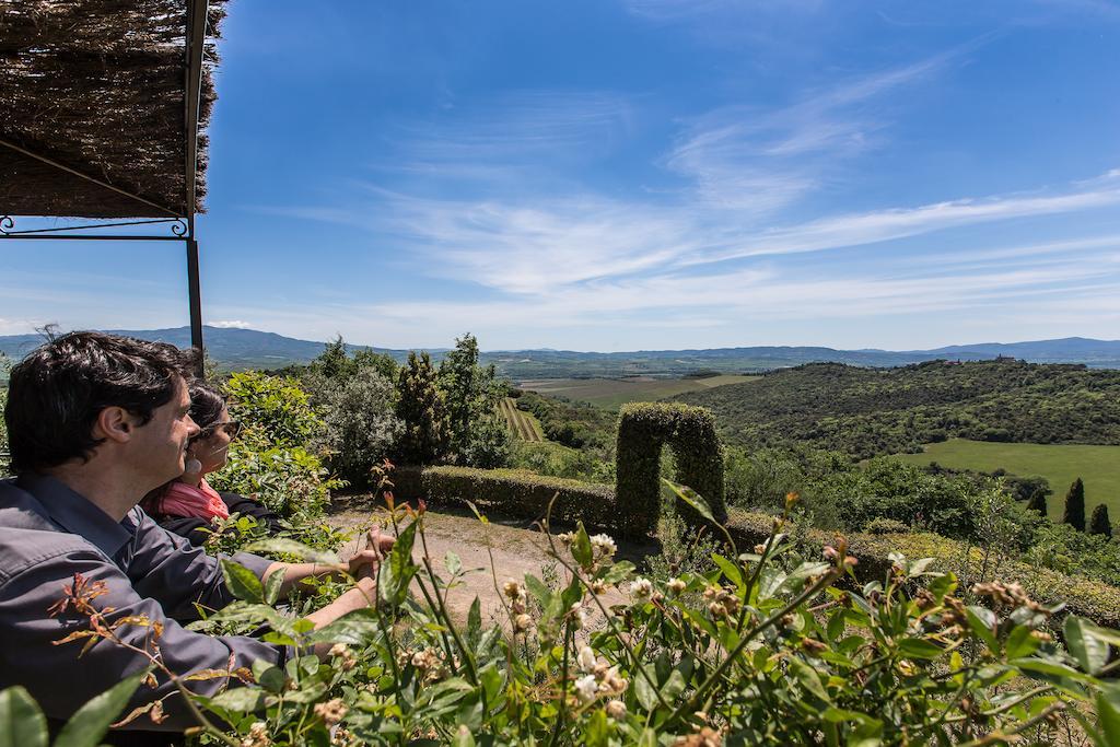 Argiano Dimore Wine Relais Buitenkant foto